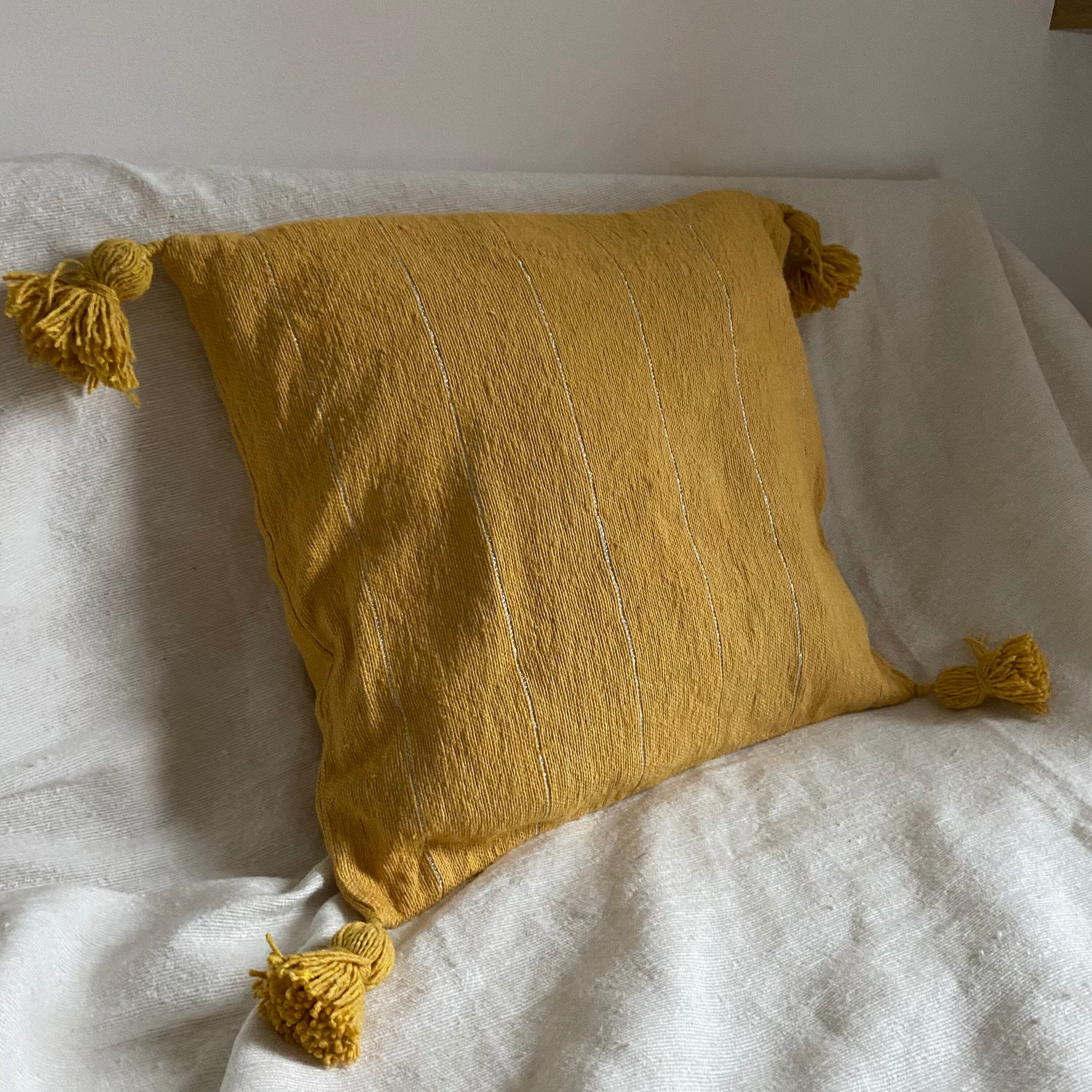Jaune Fait à La Main Oreiller Marocain Décor Boho Déco Pompon