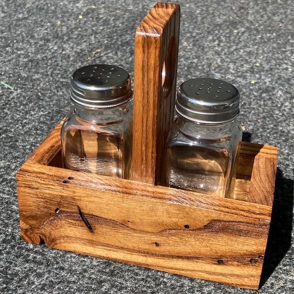Wormy Chestnut Salt and Pepper Shaker Holder- Farmhouse/Rustic Salt and Pepper Shaker Holder- Reclaimed Wood Salt & Pepper Shaker Holder