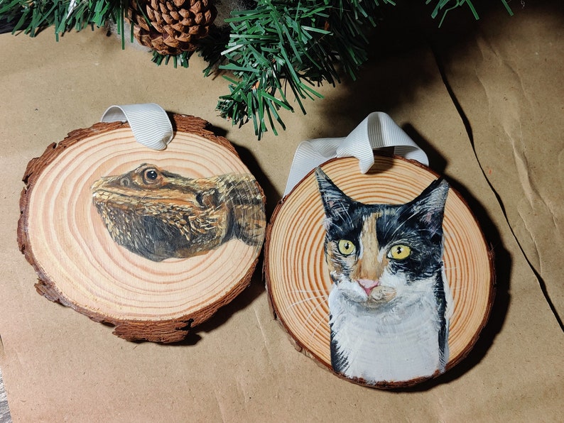 Large custom pet wood slice ornaments / painted pet ornament / painted wood slice pet / custom pet ornament / pet ornament painting image 4