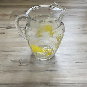 Vintage Mid Century Modern Glass Floral Pitcher Excellent Condition