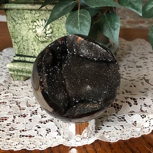 Hollow Septarian Dragon Stone Sphere/Crystal Septarian Sphere/Crystal Gift/Crystal Display Piece/Dragon Septarian Crystal Sphere