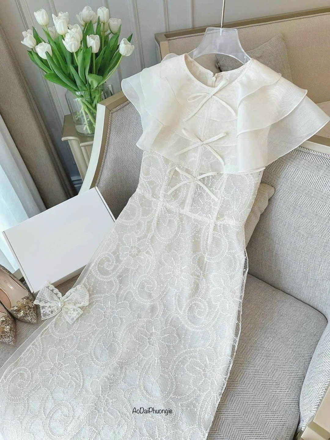 Ao Dai Detachable Tulle Cape with Lace Trim Edges (#EUGENIA) main image 1