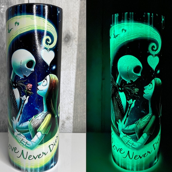 Glow in the Dark Tumbler, Cauchemar avant Noël, Jack et Sally, Sublimation Tumbler, Halloween, Tasse de voyage isolée