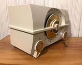 Vintage 1952 Zenith J 615 W Radio w Bluetooth Amp Speaker
