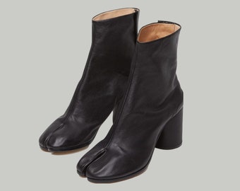 fake tabi boots