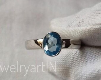 Natural London Blue Topaz Ring- 925 Sterling Silver- Solid Silver Ring- December Birthstone- Oval Cut Gemstone Ring for Her- Bague de fiançailles