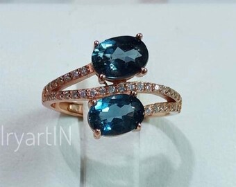 Natural London Blue Topaz Ring- 925 Sterling Silver- Solid Silver Ring- December Birthstone- Oval Cut Gemstone Ring for Her- Bague de fiançailles