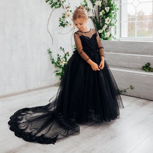 Flower girl dress train, Black flower dress, Tutu Girl Dress, Lace Flower Girl Dress, Tulle girl dress,Toddler girl dress,Baby Wedding Dress