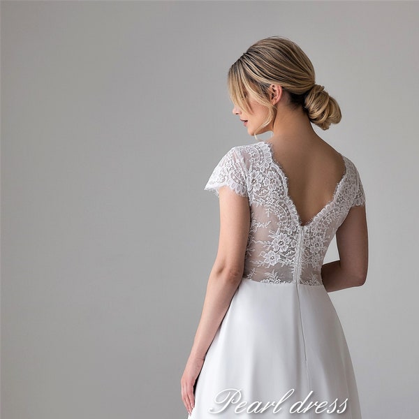 Schlichtes Brautkleid aus Spitze, kurzes Hochzeitskleid, Hochzeitskleid, Standesamtkleid, Minimalistisches Hochzeitskleid, klassisches weißes Kleid