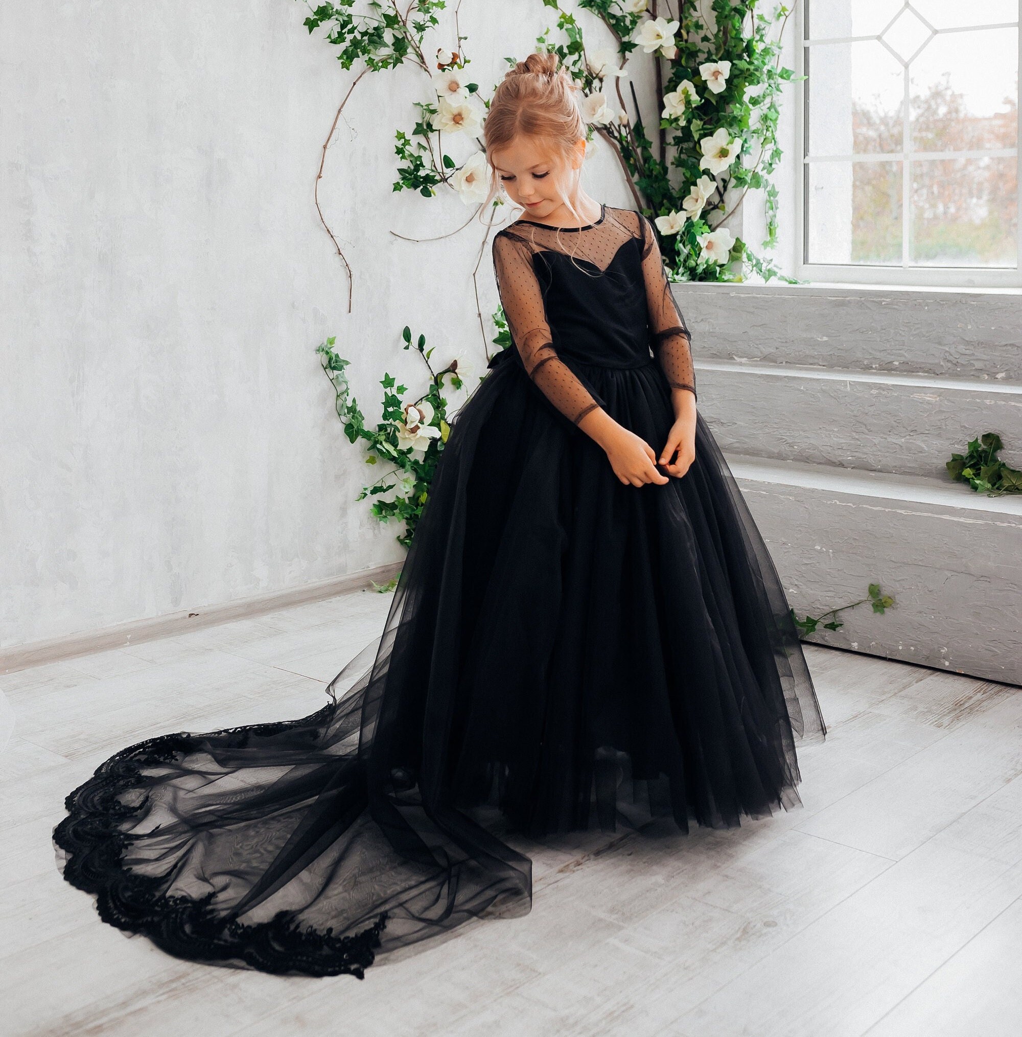 Little Girls V-Neck Special Occasion Dress Girls Fancy Birthday Party  Dresses Detachable Trailing Gown