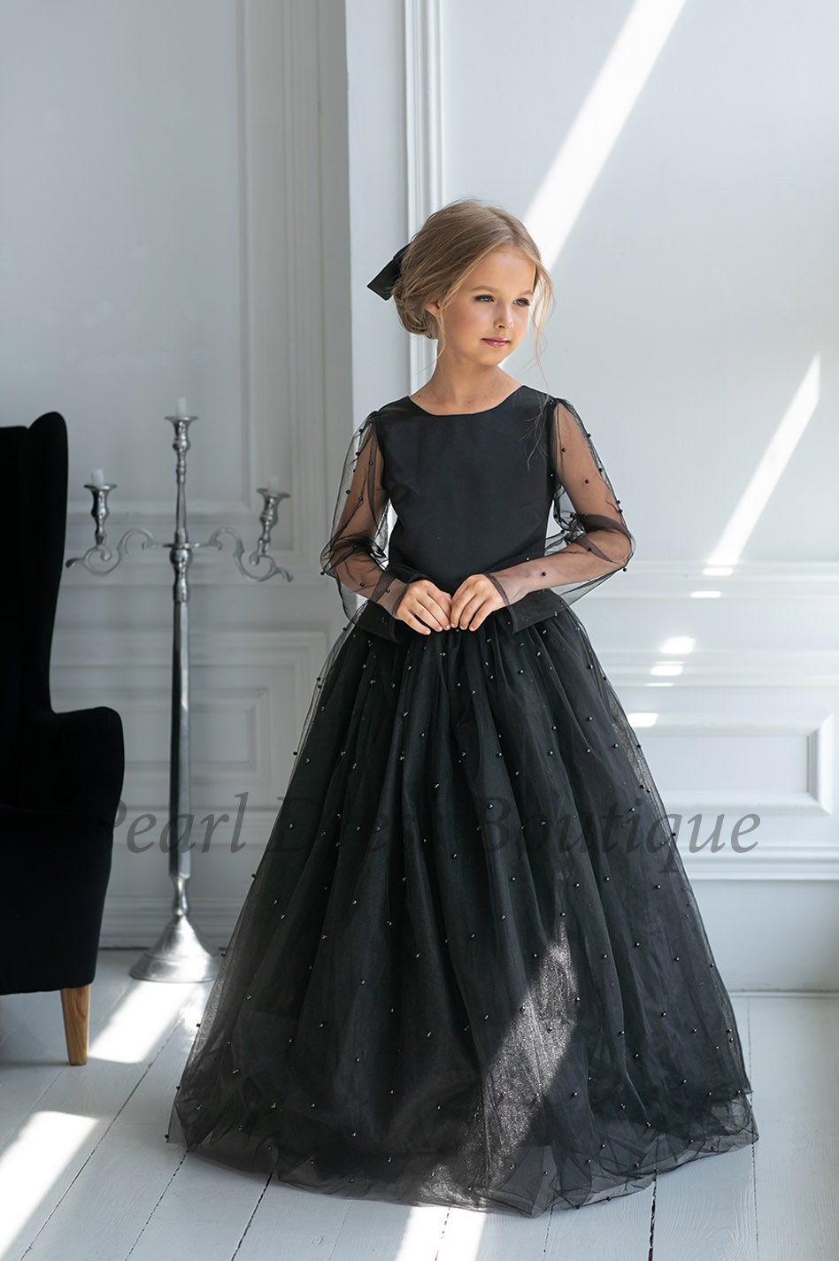 Black Junior bridesmaid,Pearl flower girl dress,Long sleeve flower girl dress,Tulle girl dress,Rustic flower girl dress,Dress with pearls