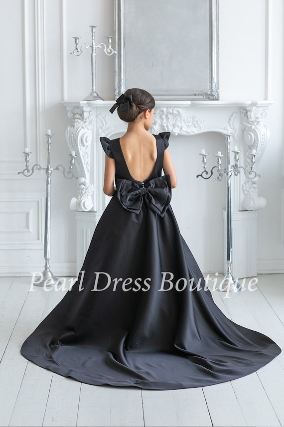 Dress with train,Satin flower girl dress,Junior bridesmaid dress,Kids formal dress,Baby dress,Toddler wedding dress,Girl ball gown
