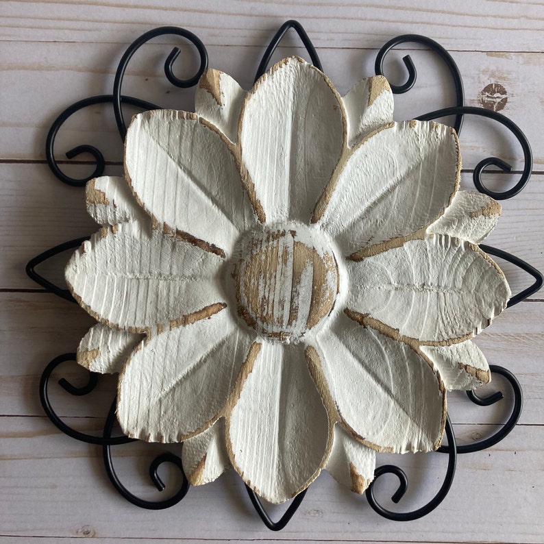 Whitewash Wood Flower on Black Metal Frame Wall Decor Black Etsy