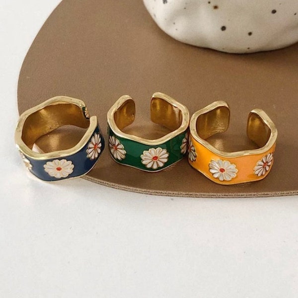 Hand Painted Daisy Ring, Daisy Ring, Flower Daisy Ring, Flower Hand painted Ring Daisy Opening Ring, Minimalist Ring,