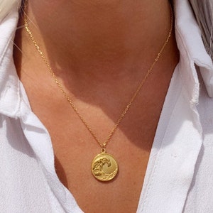 18k Gold Plated Wave Necklace, Gold Circle Charm with Wave, Perfect Gift For Sea Lover, Ocean and Nature Lover