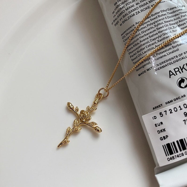 Details about   14k Yellow White Gold Milgrain Cross Crucifix Pendant Charm Free Valentino Chain 