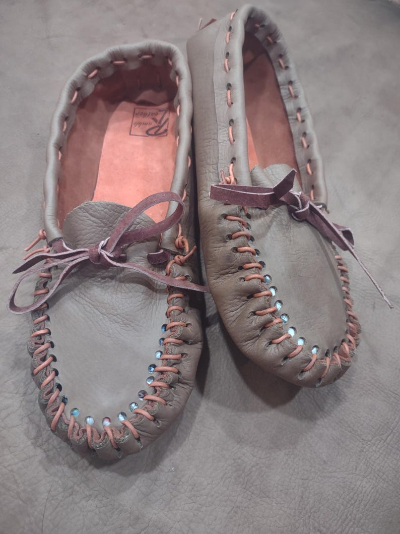 Handmade Buckskin Moccasins – Top-Grain Leather, Traditional Construction image 11