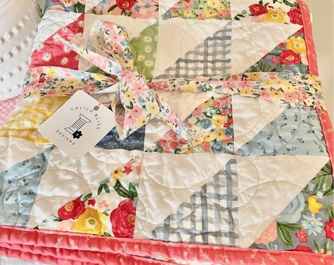 Windmill Throw Quilt. Custom Quilt. Toddler Quilt Wallhanging