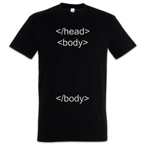 Può includere: T-shirt nera con testo bianco. Il testo include tag HTML: </head>, <body> e </body>, che si riferiscono allo sviluppo web. Un capo semplice e casual per chi lavora nel settore tecnologico o della programmazione.