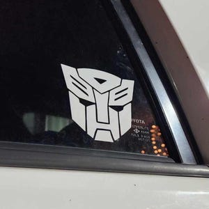 Autobot Transformers Vinyl for indoor/outdoor use (variable sizes and colors)