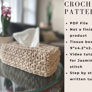 Puede incluir: Patrón de crochet para una cubierta de caja de pañuelos. La cubierta está hecha con hilo beige y tiene un diseño floral. El patrón incluye un archivo PDF, un tutorial en video para el punto de jazmín y un tutorial escrito paso a paso. La cubierta de caja de pañuelos terminada mide 23 cm x 10,7 cm x 6,9 cm.