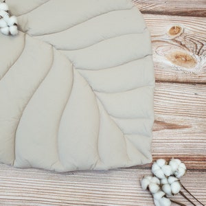 Baby play mat , play mat , leaf play mat, tummy time mat, play mat activity mat for baby, soft baby mat, baby play gym , Play gym with toys