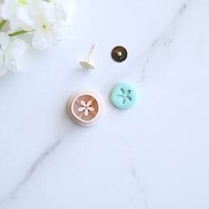 Sand Dollar Mini Clay Clay Cutter (Ohrstecker) | Muschel Ausstecher | Sommer Clay Cutter | Beach Clay Ohrringschneider | Embossing Polymer Clay Tool