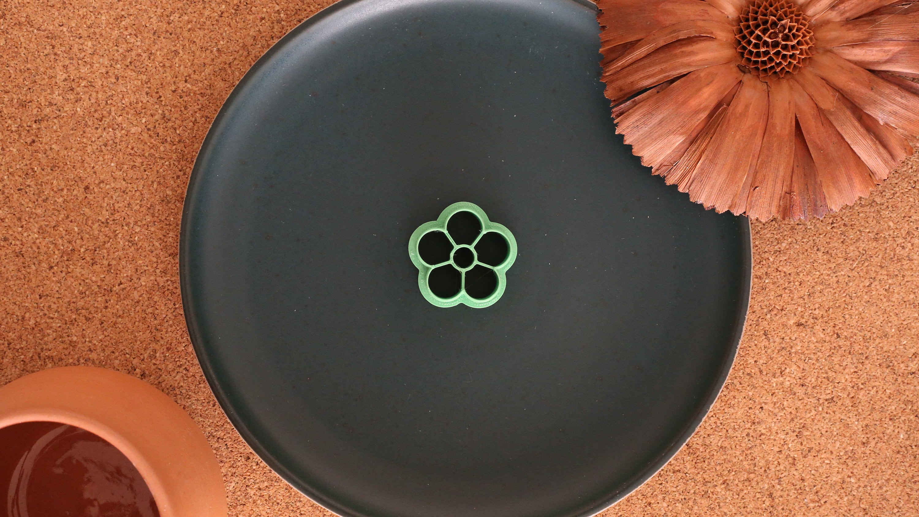Daisy Flower Shape Polymer Clay Earring Cutter (Embossing) | Cookie Cutters | Fondant Cutter
