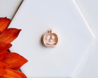 Cortador de pendientes de arcilla de calabaza Jack O Lantern (relieve) / Cortador de arcilla de Halloween / Cortadores de pendientes de otoño (otoño)