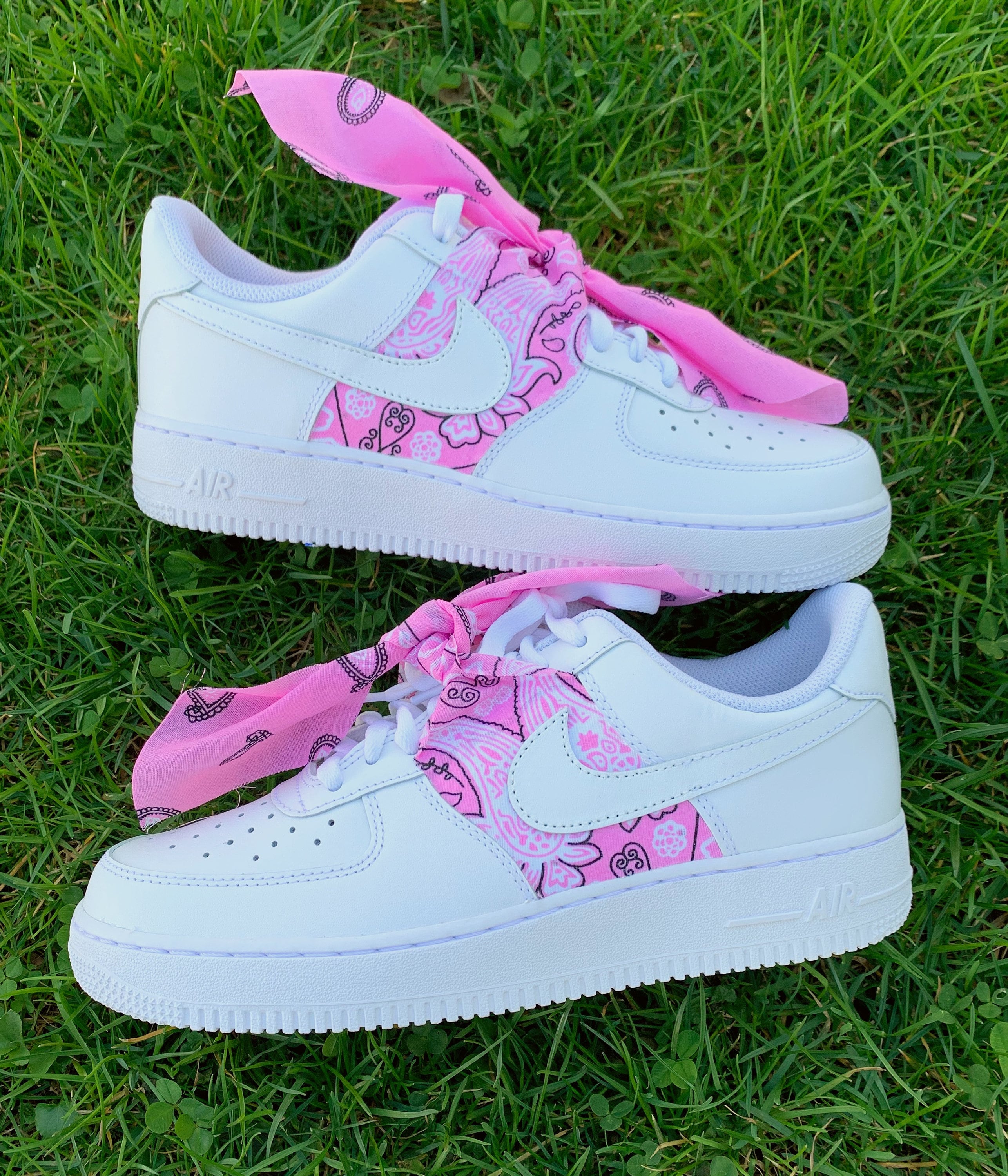 Nike Air Force 1 – Pink and White Playboy Print Custom – CrepPlug