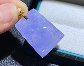 Colgante de jade lavanda con jadeíta púrpura natural engastado en oro amarillo de 18 quilates con certificado