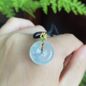 Colgante de dona de jade helado - Collar con dije de disco de jadeíta natural - Jadeíta tipo A - Oro amarillo macizo de 18 quilates - Piedra preciosa curativa