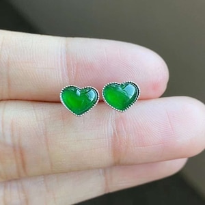 Jade earrings / natural type-A jadeite /green jade / with certificate