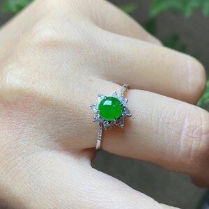 Vivid Green Jade Ring with Natural Diamonds - 18K White Gold Flower Setting