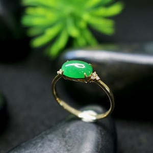 Apple green jade ring natural jadeite 18k yellow gold natural diamonds with jade certificate