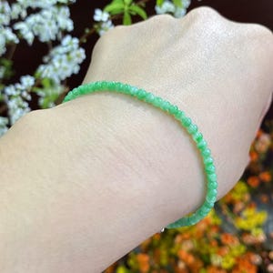 Apple Green Jade Bead Bracelet - Natural Green Jadeite Beaded Bracelet - Grade A Jade - Type A Jadeite - Natural Healing Gemstone Bracelet