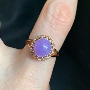 Jade ring 18K yellow gold Beautiful natural lavender jadeite in 18K yellow gold setting.