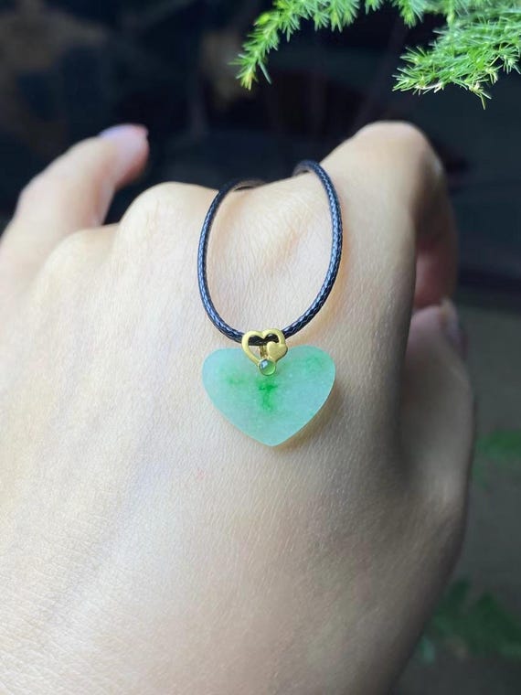 Ciondolo Cuore In Giada Verde Con Placcatura Oro E Diamante Imitazione - Amuleto Amore Handmade