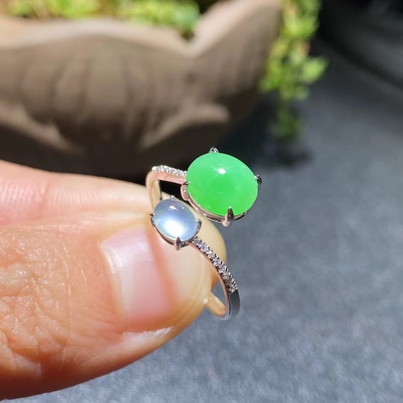 Anillo de jade verde manzana Banda de jade blanco helado