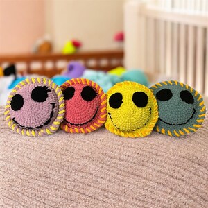 Crochet Pattern - Smiley Face Pillow - PATTERN ONLY!