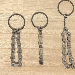 Llavero de cadena de bicicleta reciclada: llavero con parte de bicicleta, regalo para ciclistas