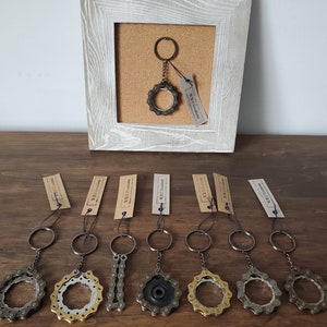 Bicycle part Keychain, cyclist gift, upcycled bike parts  Bicycle Bike Chain Keyring, Key Ring