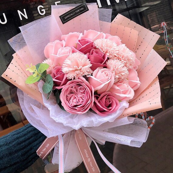 Pink rose bouquet for birthday