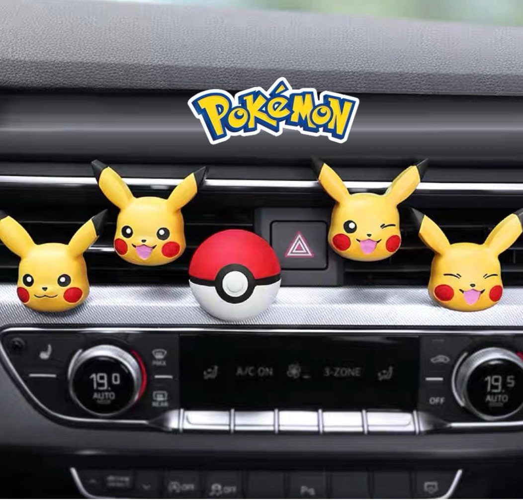 Pokemon Pikachu Cartoon Puppe Auto Innen Rückspiegel Anhänger Auto  Ornamente Hohe-ende Aromatherapie Licht Luxus Auto