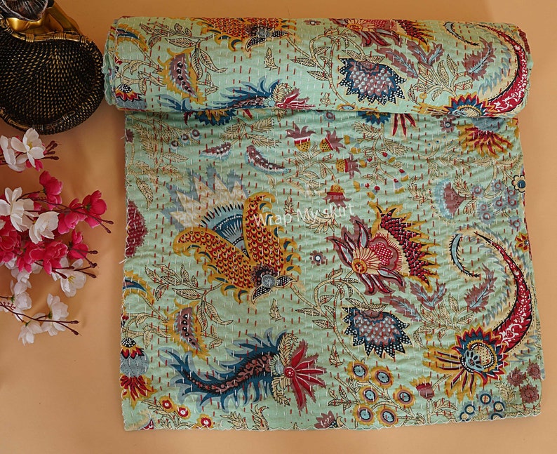 New Cotton Hand Stitched Quilt Kantha Throw Indian quilted bedding bedspread Bohemian Quilt Comforter Gifts Quilt English