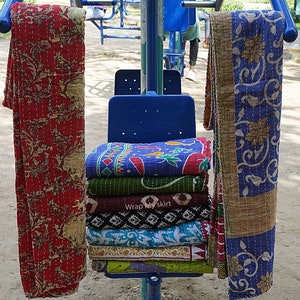 Wholesale Lot Of Indian Vintage Kantha Quilt Handmade Throw Reversible Blanket Bedspread Cotton Fabric BOHEMIAN quilt