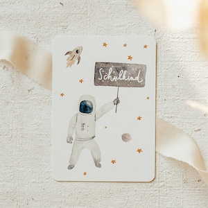 Postkarte zur Einschulung Astronaut| A6 | Astronaut Weltall Karte | Einladung Schulbeginn| Aquarell | Hurra Schulkind | Einladung Schulanfan