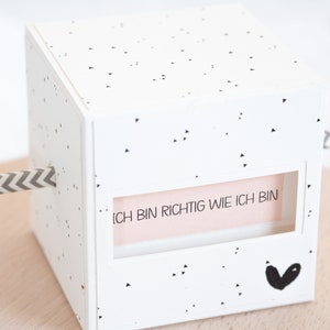 SVG plotter file &quot;Messages Cube&quot;