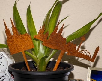 Cologne Skyline Cathedral plug flowers as garden decoration - patina - garden art - garden decoration - gift - Easter