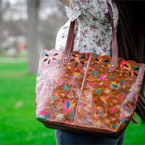 Handmade Floral Hummingbird Leather Tote Bag | Boho | Purse for Women | Gifts for Her | Artisan | Fair Trade | Colombia